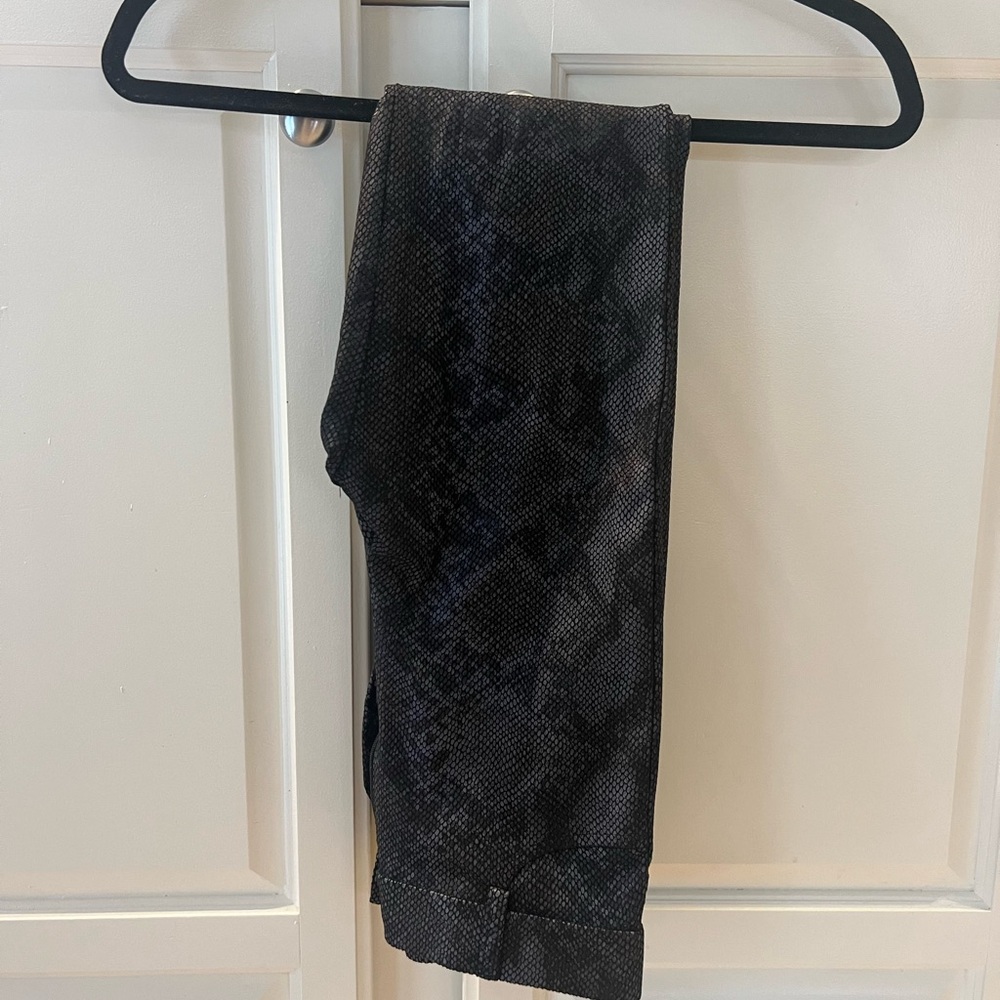 Zara Black Skinny Pants